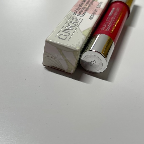 NIB RARE Clinique Chubby Stick Intense Lip Color Balm 05 Plushest Punch 0.10 oz - Picture 3 of 4